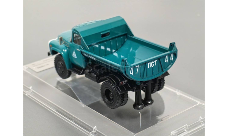 Масштабная модель ЗиЛ-ММЗ-555 самосвал, Великолукское АТХ - 1976 г. Dip Models 155505, масштабная модель, scale43