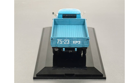 Масштабная модель ЗиЛ 130, 1972г. Dip Models 113015, масштабная модель, scale43