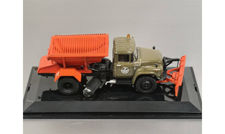 Масштабная модель Пескоразбрасыватель ’ПР-130’ Москва 1977 г. Dip Models 113024, масштабная модель, ЗИЛ, scale43