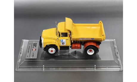 Масштабная модель ЗиЛ-ММЗ-555 самосвал,  «АВТОЭКСПОРТ» - 1965 г. Dip Models 155503, масштабная модель, scale43