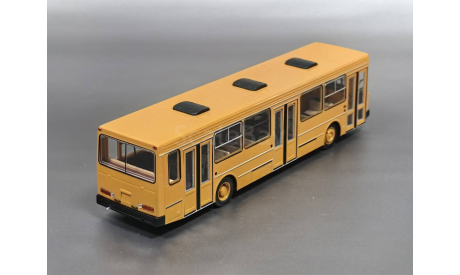 Масштабная модель Городской автобус 5256 желтый 04012, масштабная модель, scale43, Demprice, ЛиАЗ