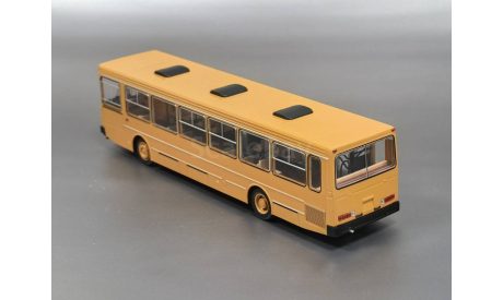 Масштабная модель Городской автобус 5256 желтый 04012, масштабная модель, scale43, Demprice, ЛиАЗ