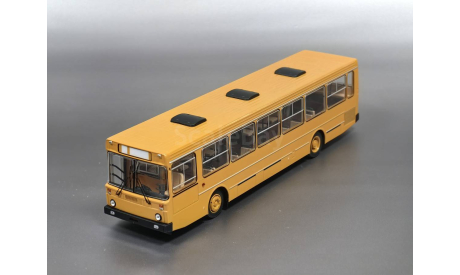 Масштабная модель Городской автобус 5256 желтый 04012, масштабная модель, scale43, Demprice, ЛиАЗ