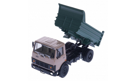 H705 МАЗ 555102 (1988-93), бежево-зеленый, масштабная модель, scale43, Наш Автопром