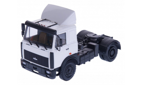 H709 МАЗ 54326 седельный тягач (1988-1993), белый, масштабная модель, scale43, Наш Автопром