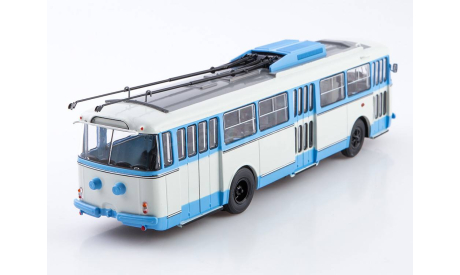 Масштабная модель Skoda-9TR троллейбус SSM4074, масштабная модель, Start Scale Models (SSM), Škoda, scale43