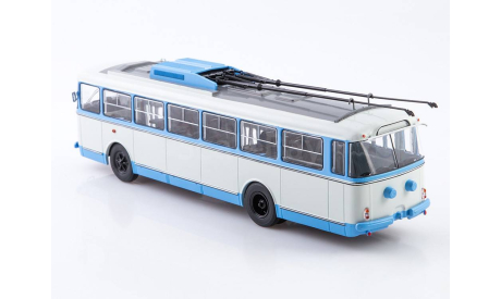 Масштабная модель Skoda-9TR троллейбус SSM4074, масштабная модель, Start Scale Models (SSM), Škoda, scale43