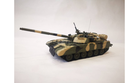 Танк Т-80УД Камуфляж   в масштабе 1:43, масштабные модели бронетехники, scale43, Неизвестный производитель