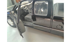 Модель 1:24 Chevrolet Silverado