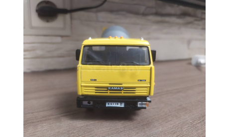 КамАЗ бетономешалка, масштабная модель, Autobahn, 1:43, 1/43