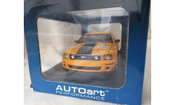 Ford Mustang by Saleen (Autoart 1:18)