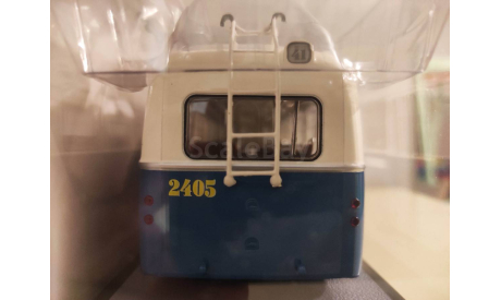 Троллейбус ЗиУ-5 Classicbus с маршрутом, масштабная модель, scale43