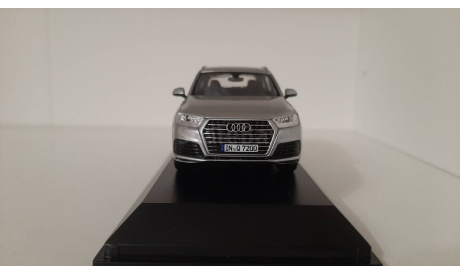 Audi Q 7 / 1:43 / Spark, масштабная модель, 1/43