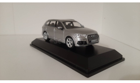 Audi Q 7 / 1:43 / Spark, масштабная модель, 1/43