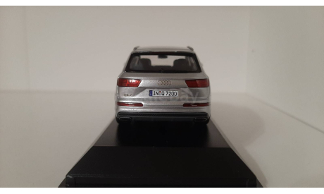 Audi Q 7 / 1:43 / Spark, масштабная модель, 1/43