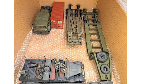 1/35 модель автомобиля МАЗ-537Г военный четырёхосный седельный тягач с полуприцепом-тяжеловозом ЧМЗАП-5247Г СССР 1963 год, масштабная модель, коллекция Новостройки СПб, scale35