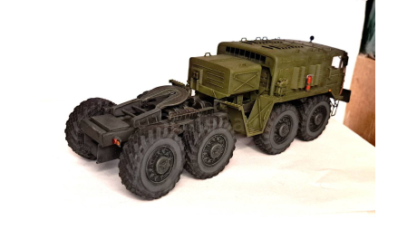 1/35 модель автомобиля МАЗ-537Г военный четырёхосный седельный тягач с полуприцепом-тяжеловозом ЧМЗАП-5247Г СССР 1963 год, масштабная модель, коллекция Новостройки СПб, scale35