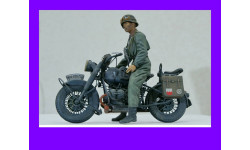 1/9 продаю модель мотоцикла БМВ Р75 с жандармом Германия времен Второй мировой войны
