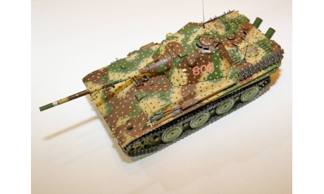 1/35 модель танка Пантера Ф с опорными катками с внутренней амортизацией и башней смал турн Sd.Kfz.171 Pz.Kpfw Panther Ausf.F mit Gummigedampften Stahllaufrollen, масштабные модели бронетехники, коллекция Новостройки СПб, scale35