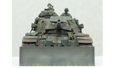 1/35 модель танка М60А1 с активной броней ИРА и бульдозерным отвалом М9 Дозир М60А1 ERA & M9 Dozer, масштабные модели бронетехники, коллекция Новостройки СПб, scale35