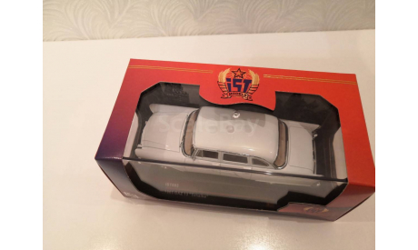 Чайка ГАЗ-13 В. Терешкова 1/43 IST, масштабная модель, scale43