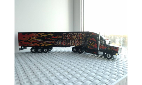 Peterbilt 377 + полуприцеп (Schuco, 1:43), масштабная модель, scale43