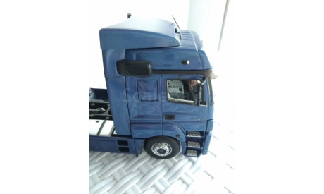 Тягач Mercedes-Benz Axor 1 (Minichamps, 1:43), масштабная модель, 1/43
