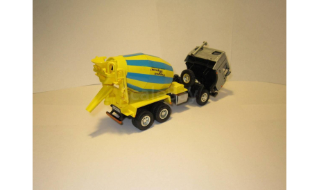 Камаз 54115 бетономешалка ’Autobahn’, масштабная модель, Bauer/Cararama/Hongwell, scale43