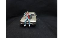 Фигурки 1/43  Марти МакФлай на капоте их кф назад в будущее, фигурка, OVB, scale43