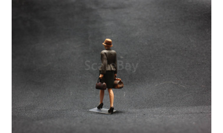 Фигурки 1/43 Дама с сумками, фигурка, OVB, scale43