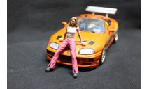 Фигурки 1/43 Суки сидит на капоте из кф Форсаж, фигурка, OVB, scale43