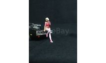 Фигурки 1/43  Барби на капоте, фигурка, OVB, scale43