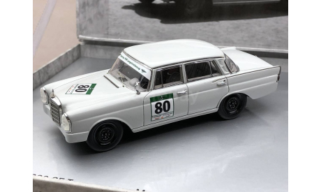 Mercedes-Benz 220 SE Tourenwagen Museum Edition Spark 1:43, масштабная модель, scale43