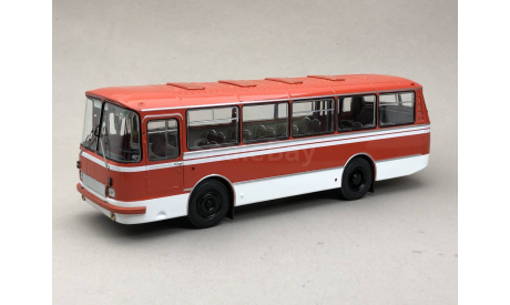 ЛАЗ 695Н Сангин  Demprice 1:43, масштабная модель, scale43