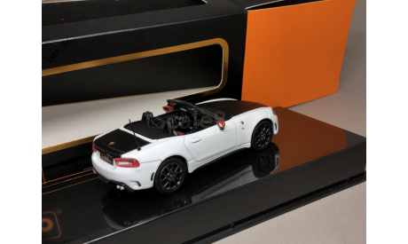 Fiar 124 Spider Tourismo  IXO 1:43, масштабная модель, IXO Road (серии MOC, CLC), scale43, Fiat