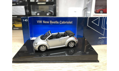 Volkswagen NEW Beetle Cabrio (Reflex silber metallic) Autoart 1:43, масштабная модель, scale43