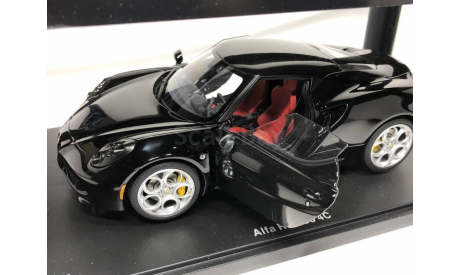 Alfa Romeo 4C Autoart 1:18, масштабная модель, 1/18