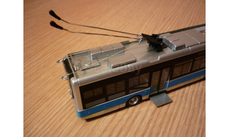 Троллейбус BJD WG120N2, масштабная модель, 1:64, 1/64