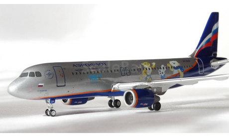 Модель самолёта Airbus A-320 сочи2014 Аэрофлот, масштабные модели авиации, Phoenix model, Airbus A320