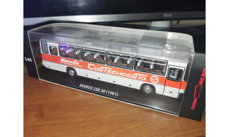 Автобус Ikarus Икарус 250.58 1981 Совтрансавто СССР ClassicBus 1:43, масштабная модель, 1/43