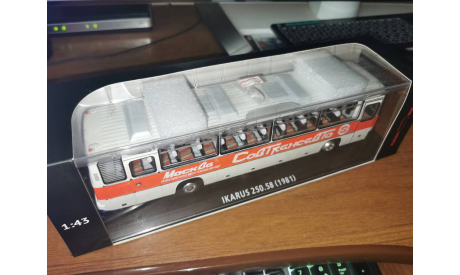 Автобус Ikarus Икарус 250.58 1981 Совтрансавто СССР ClassicBus 1:43, масштабная модель, 1/43