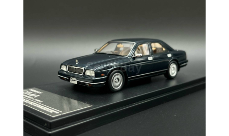 1/43 Nissan Cima Type III 1991 - Hi-Story, масштабная модель, scale43