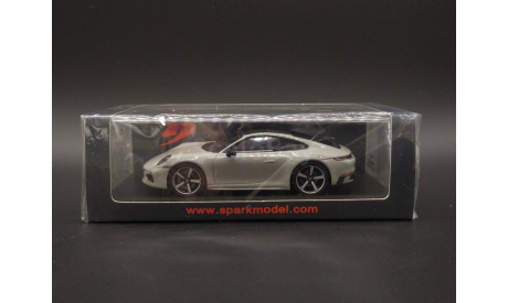 1/43 Porsche 911 type 992 Carrera 4S Grey - Spark, масштабная модель, scale43
