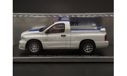 1/43 Dodge Ram SRT-10 White - Spark