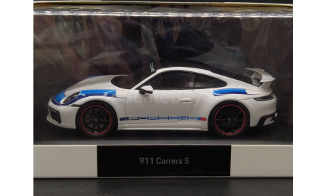 1/43 Porsche 911 type 992 Carrera 4S Martini White - Spark, масштабная модель, scale43