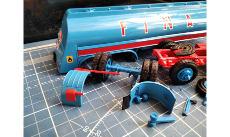 Scania L110S Fina Minichamps, запчасти для масштабных моделей, 1:43, 1/43