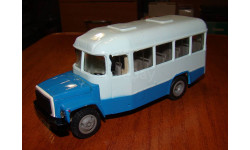 Модель Автобуса КАВЗ-3976 1:43 пр-во Компаньон