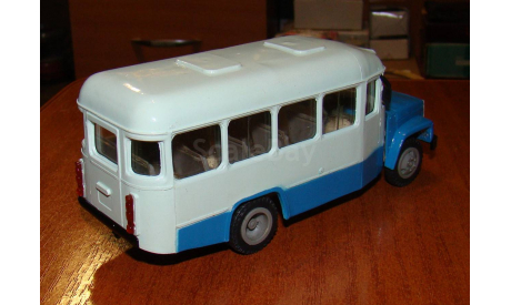 Модель Автобуса КАВЗ-3976 1:43 пр-во Компаньон, масштабная модель, 1/43