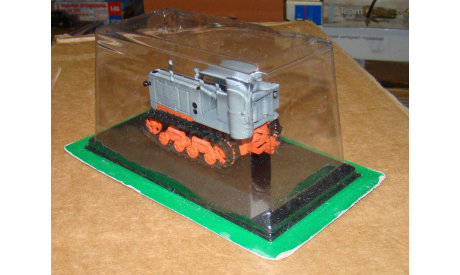 Модель 1/43 Трактор ХТЗ Т2Г  Hachette Тракторы №22, масштабная модель трактора, scale43