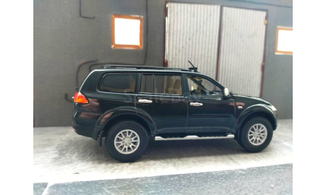 Mitsubishi Pajero Sport 2,5, масштабная модель, scale43